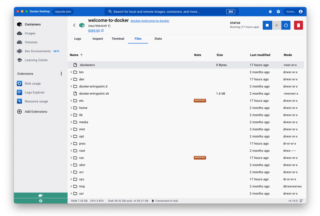 [コンテナ] タブの新しい Container File Explorer 機能を備えた Docker Desktop インターフェイスのスクリーンショット。